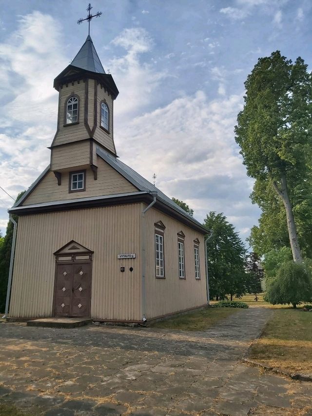 Seda: Lithuania’s Hidden Hill of Crosses Rival Seda: Lithuania’s Hidden Hill of Crosses Rival