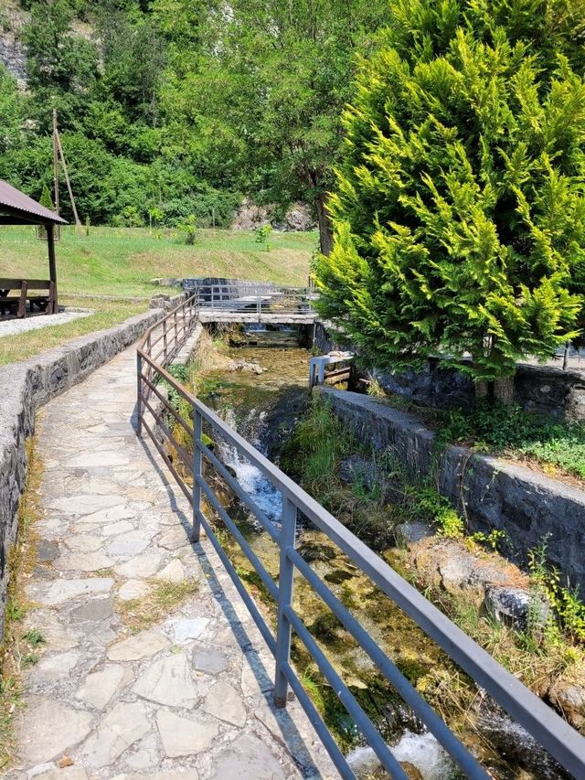 Step Into History at Morača Monastery: Vibes, Views & Ultimate Calm ✨⛪️