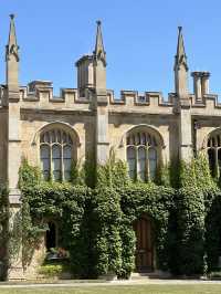 🏛️ Can you see the best of Cambridge’s architecture in one walk?