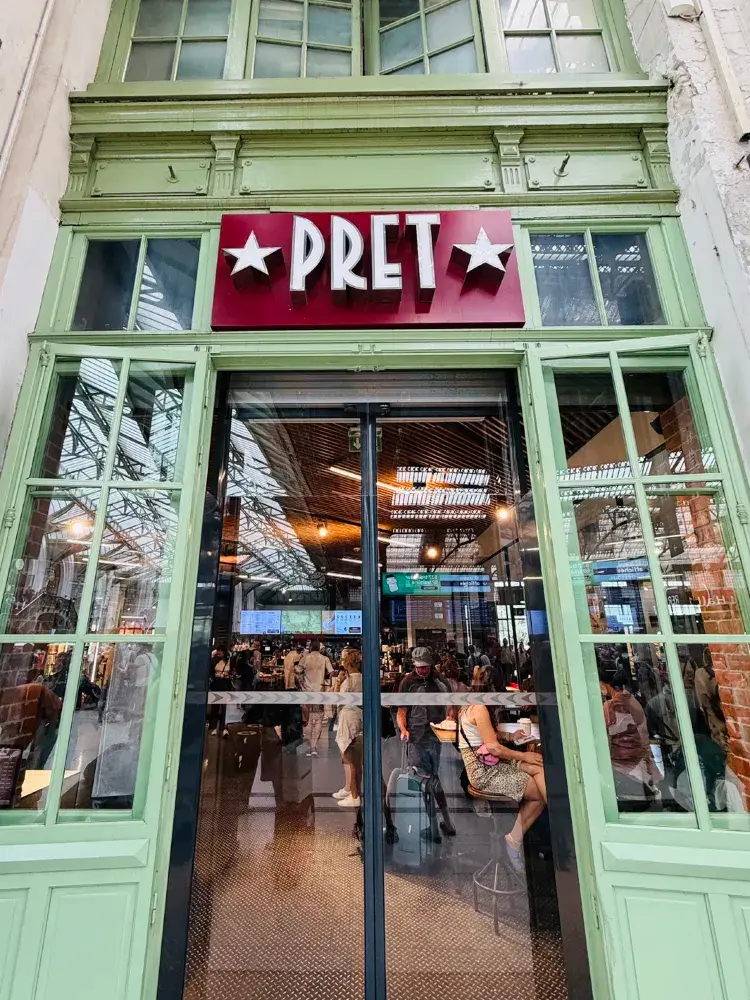 巴黎健康又抵食嘅平价美食。人均消费 10-20 €。