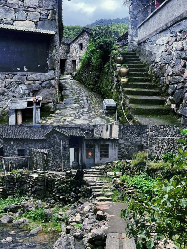 江南石頭第一村!縉雲岩下石頭村!小橋流水人家