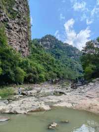 來封開感受大自然的鬼斧神工，溶洞瑤池，千層峰，大斑石