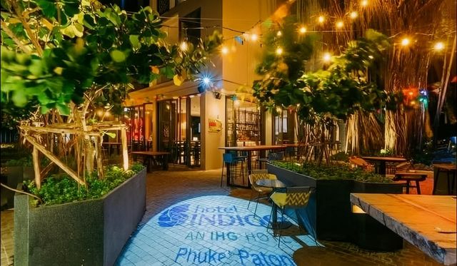 泰國夜店風酒店狠狠愛住