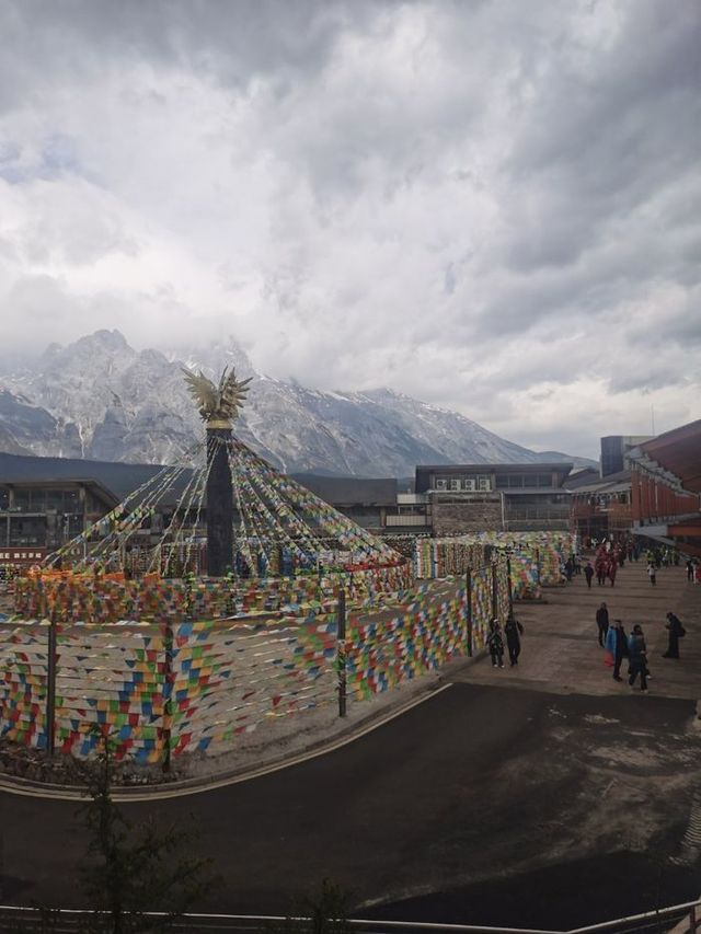 穿越青藏高原，來到神秘的玉龍雪山國家風景名勝區