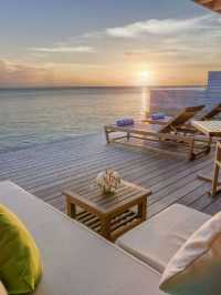 🌴 Maldives Magic: Hurawalhi Island Resort 🏖️✨