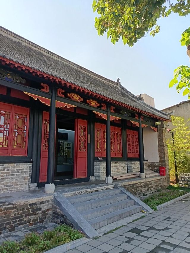 打卡新鄭惠濟門