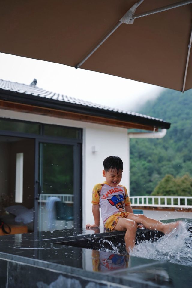 峨眉山這家寶藏私湯民宿想來10000次