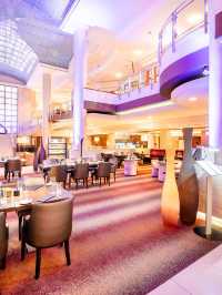 🌟 Berlin's Best: Luxe & Historic Hilton Haven 🌟