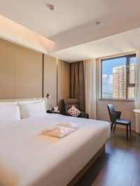 🌟 Zhuhai Bliss: Atour Light Hotel Picks! 🏨✨