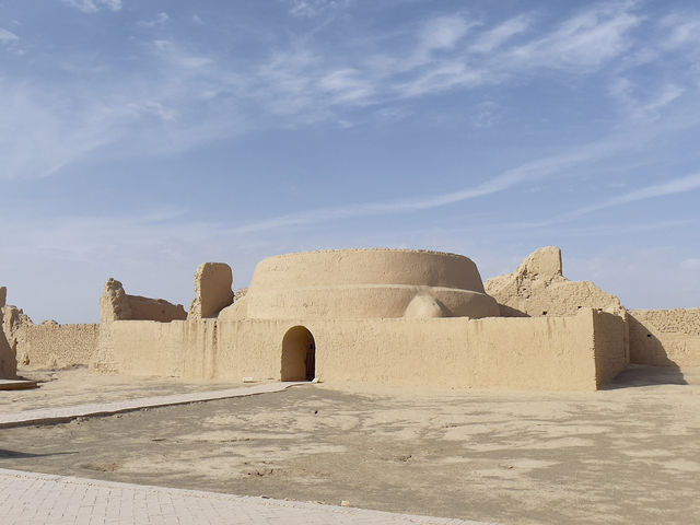 The Biggest Ancient City Ruins in Xinjiang 🇨🇳