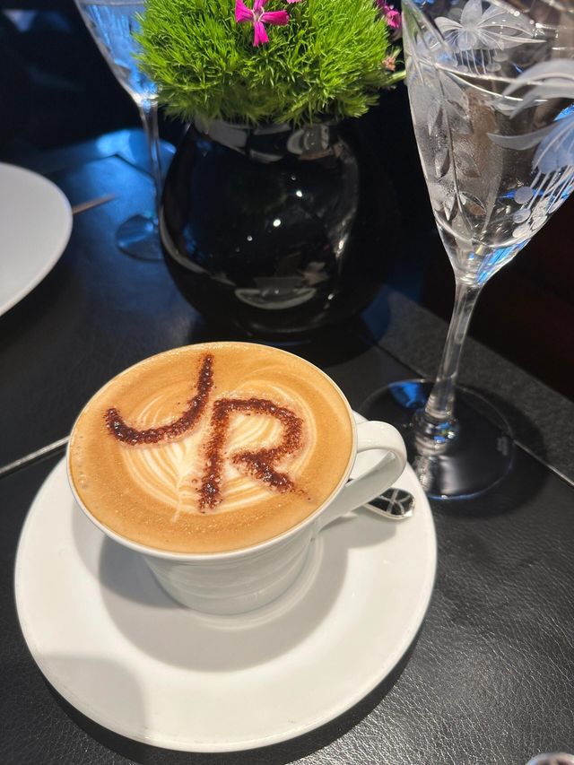 香港|老字號米芝蓮三星Robuchon||米芝蓮三星L'ATELIER de Joël Robucho。