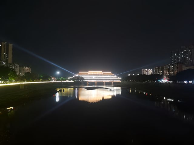亦古亦今的南雄市博物館景區。