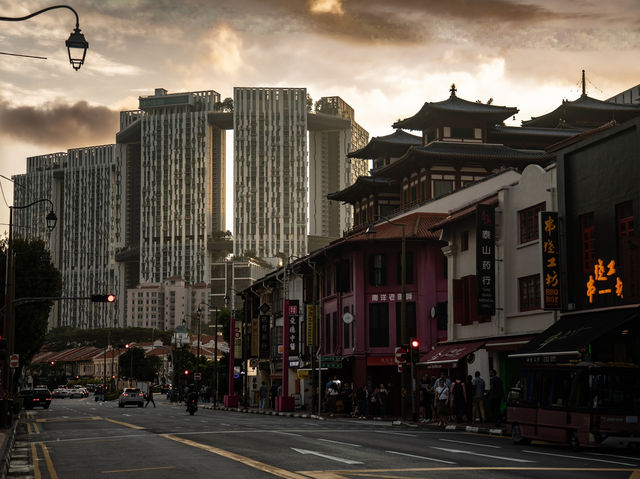 Photographing Chinatown in Singapore!