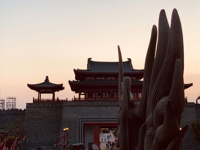 春日寶藏！華誼兄弟影視樂園的奇幻穿越之旅