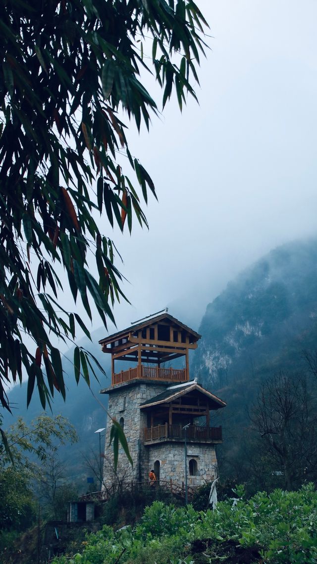 貴州織金丨象背上的古寨