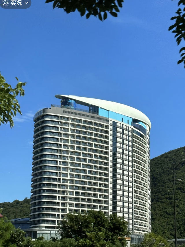 未來感十足，漂浮在星艦之上｜珠海飛船酒店