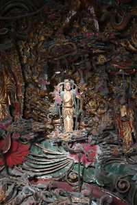 一尊鐵佛，千年守望。晉城鐵佛寺，以鐵鑄魂