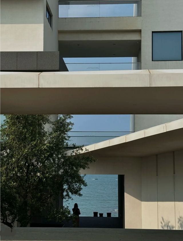 療癒系礁石酒店呢間懸崖海景泳池酒店真係正到爆！