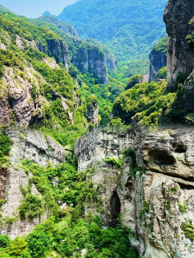不愧是徐霞客多次到訪的仙地