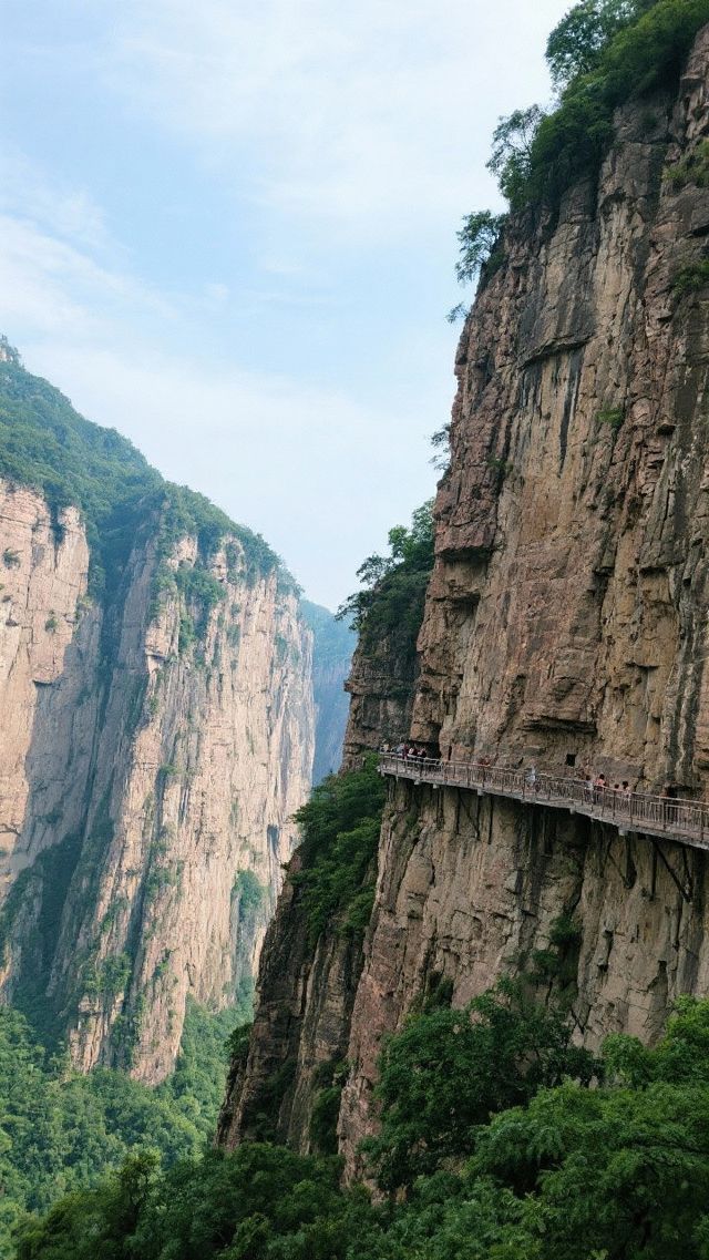 太行山大峽谷：一場穿越仙境的奇幻之旅