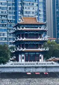 水漲船高,渡兩壩一峽