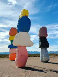 拉斯維加斯｜Seven Magic Mountains很出片