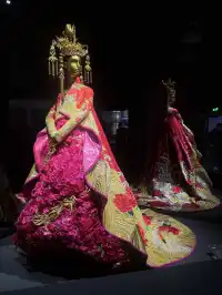 美到我在展館裡「哇」出了聲