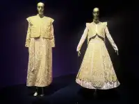 美到我在展館裡「哇」出了聲