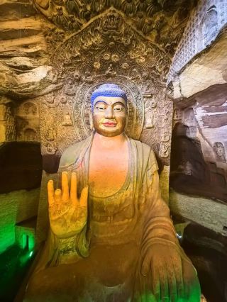 西安周辺2時間直行｜彬州3日2泊ベビーシッター級攻略 石窟＋柿林＋グルメ全