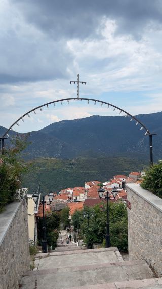 A one-day wandering guide to the hidden mountain town of Arachova in Greece