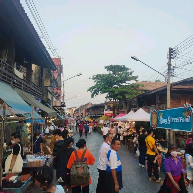 กาดกองต้า ลำปาง