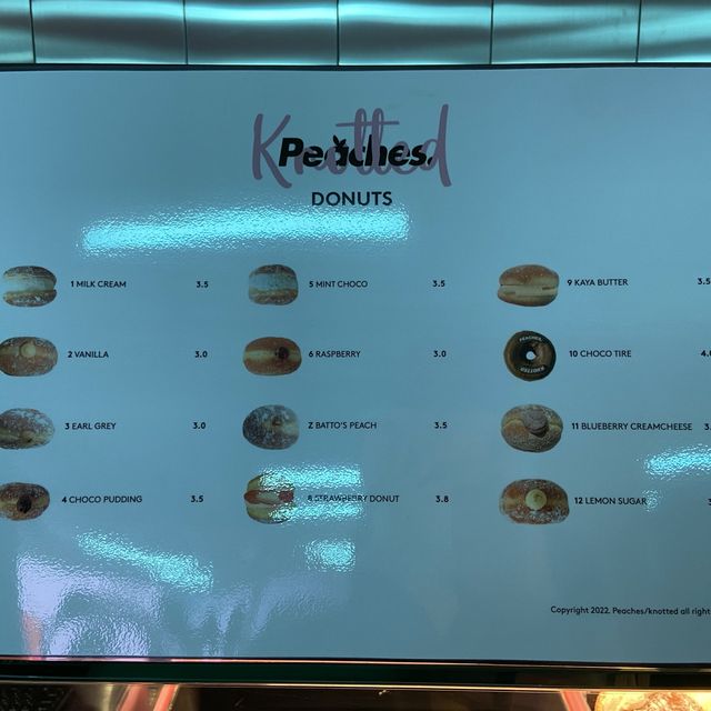 성수동 피치흐도원 노티드도넛