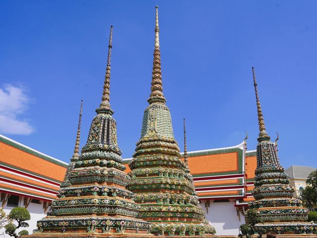 ไหว้พระขอพร เสริมความปัง วัดพระเชตุพนฯ 