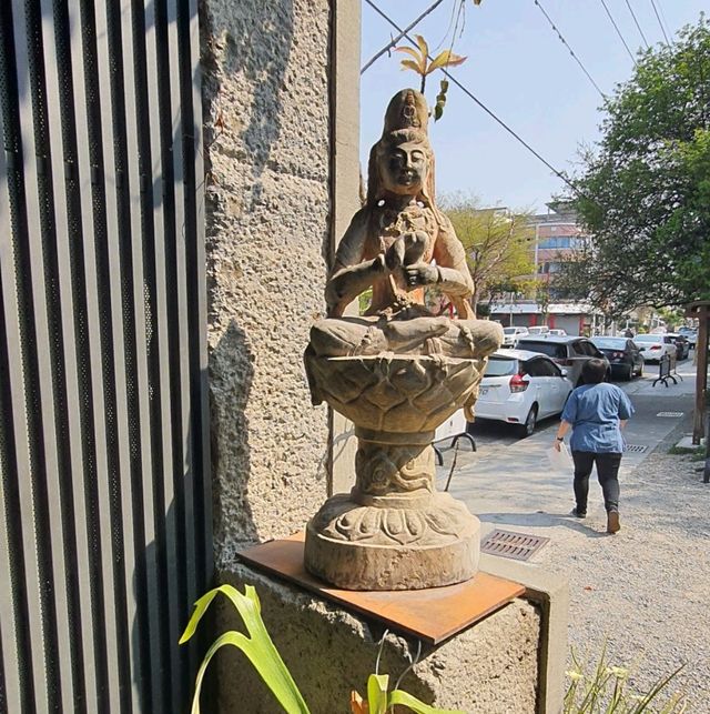 台中菩薩寺生活概念舖
