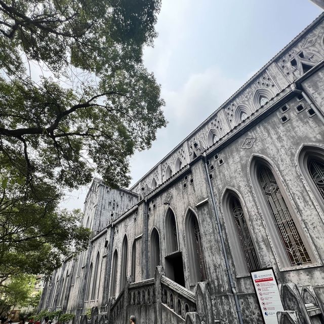  โบสถ์เซนต์โจเซฟ (St. Joseph Cathedral) ⛪️