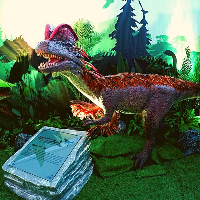 🦖 ไดโนเสาร์กลางกรุง