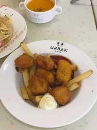 [荔枝角 必去貓咪cafe 超抵食抵玩]