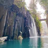 ไปพายเรือท่ามกลางหุบเขาที่ Takachiho Gorge กัน