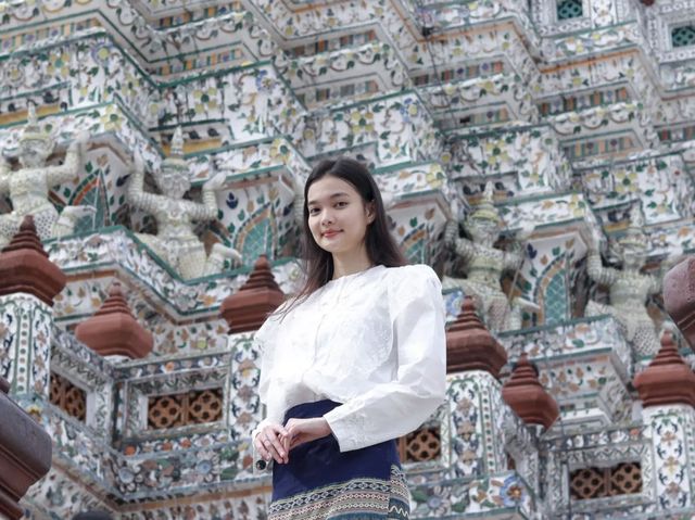 ไปตามรอยซีรีย์กันที่วันอรุณ 
