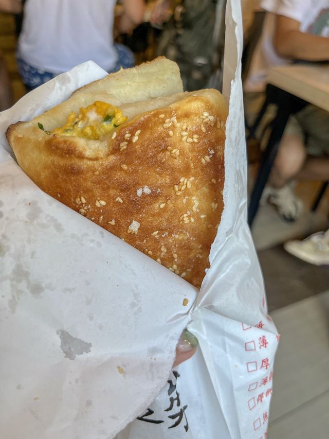【台北】毎朝行列の超人気店！台北の朝ごはんといえばここ！なフーハンドウジャン行ってきた
