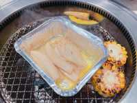大量和牛、海鮮、小食及甜品任點任食，食物種類夠晒多元化，性價比極高，值得一試~
