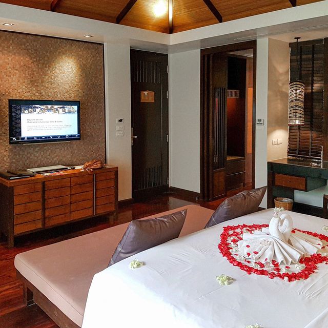 Sareeraya Villas & Suites Hotel 
