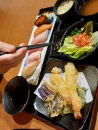 漁釧 ！新鮮美味的日本料理！