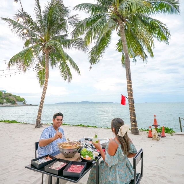 ลากแฟนไปนอนชิล🌊กินหมูกะทะริมทะเลที่พัทยากันค่า