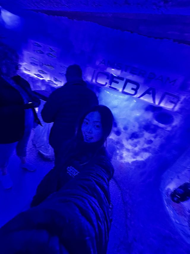 Enjoy your drink in minus 15 degrees celsius 🥶🍻❄️