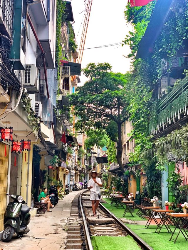 ⚠️⛔️On the most dangerous street in Hanoi⚠️⛔️