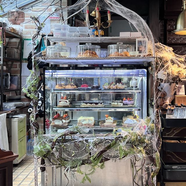 Instagrammable cafe to visit in Bangkok