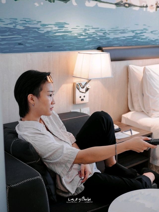 Holiday Inn Express ที่พักราคาถูก หมอนดูดวิญญาณ