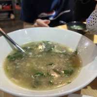 環境闊落的小炒店