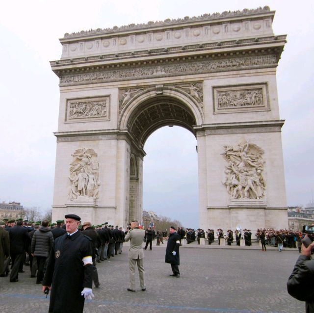 Paris Valentine's Day Romance